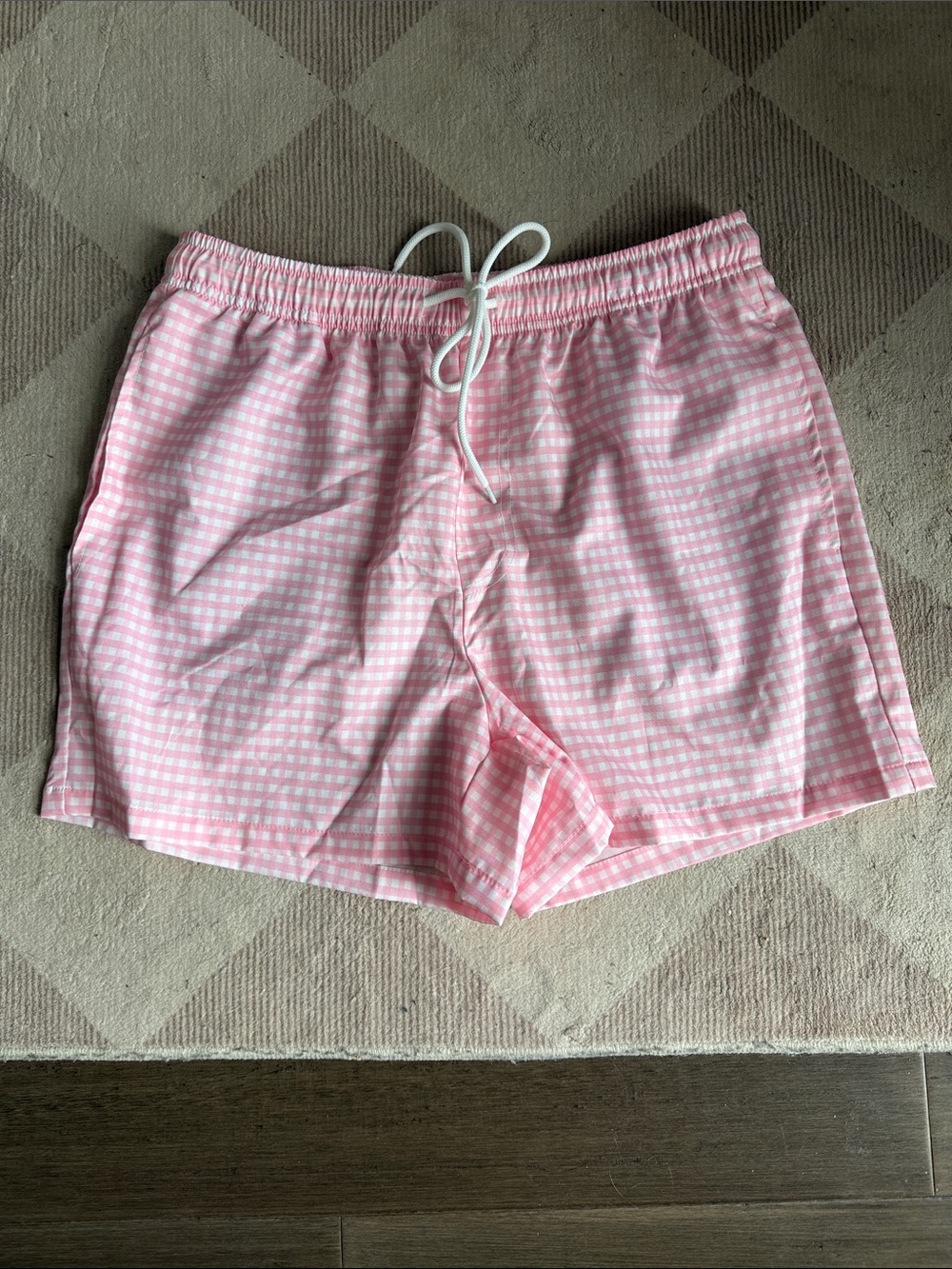 Manfinity shorts, size M. Worn once. 🩳🕶️